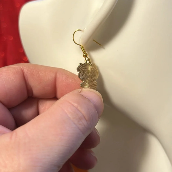 Cute blue Hello Kitty dangle earring - Picture 4 of 5